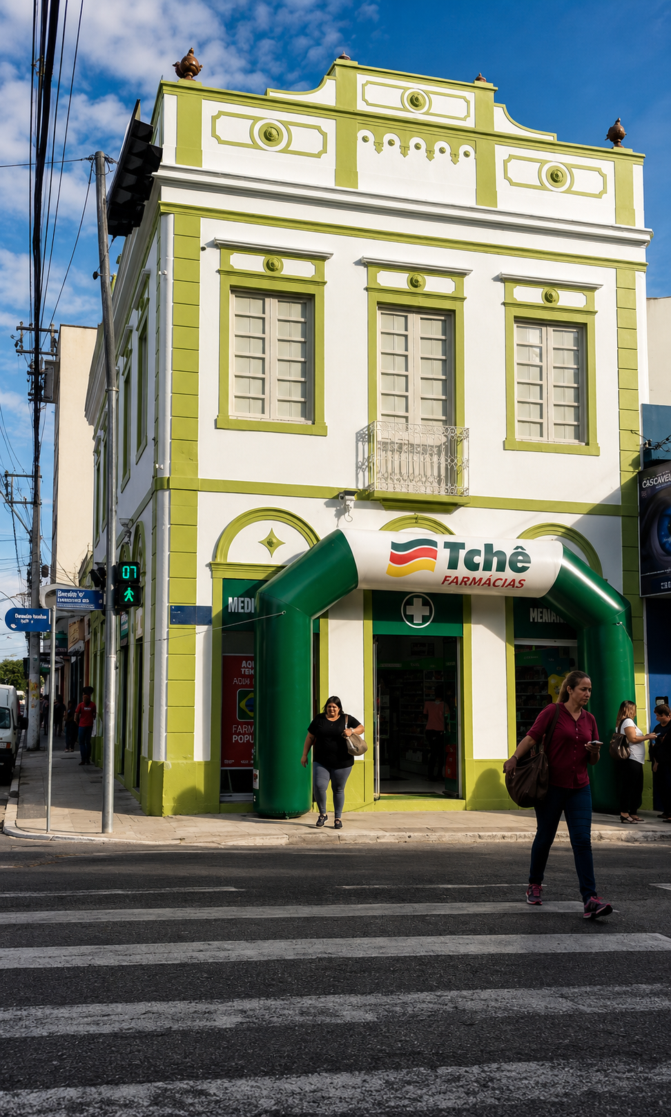Fachada da Tchê Farmácias Deodoro